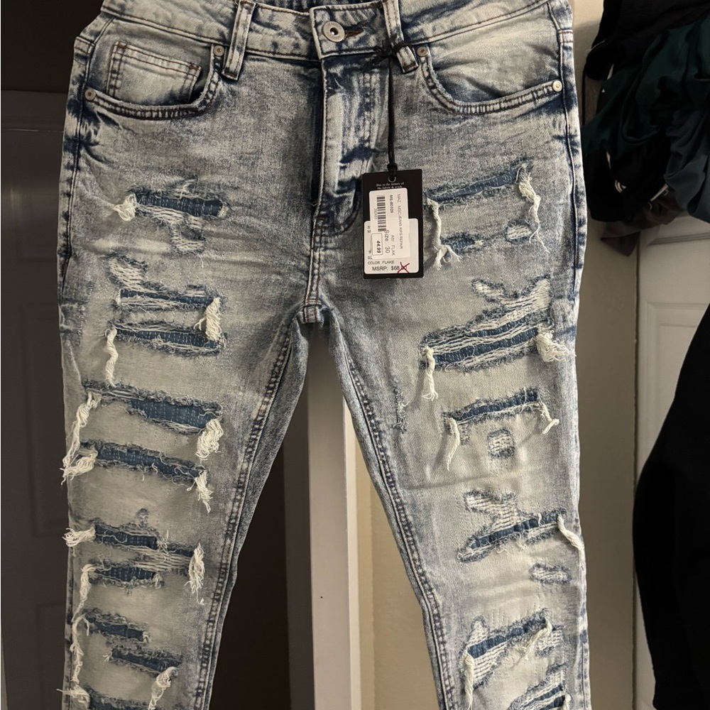 Distressed Light Blue Skinny Jeans